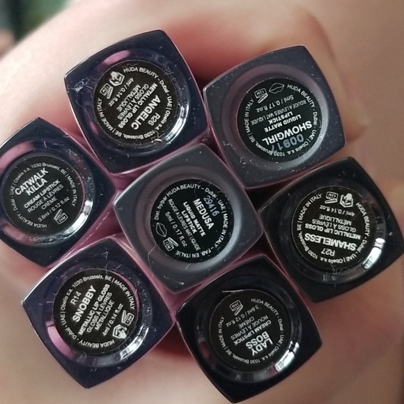 Huda Beauty Bundle of Palettes and Lip Products - Picture 5 of 7